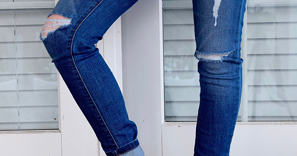 Ako zbaviť džínsy zápachu bez prania